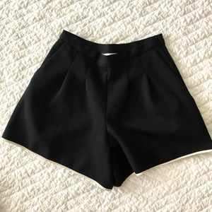 Aritzia Le Fou Wilfred Shorts